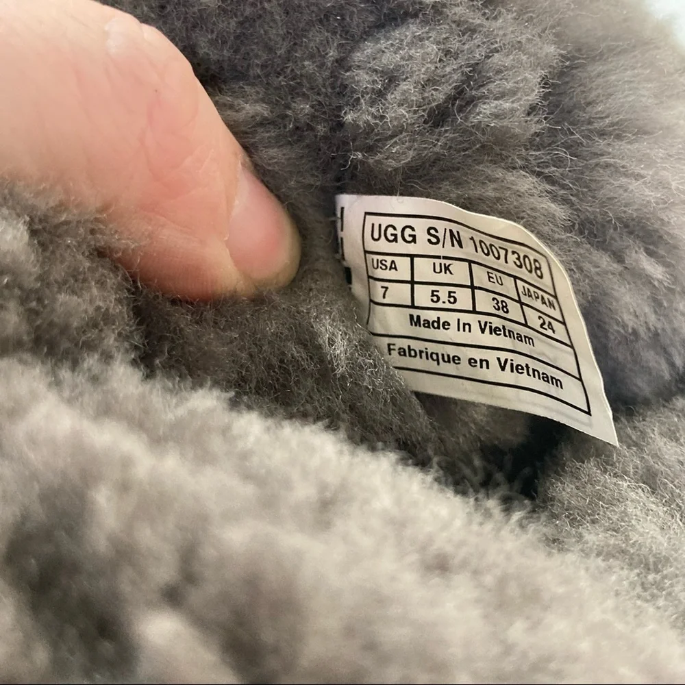 UGG Bailey Bow‎ Gray Genuine Shearling Tall Boots Women’s Sz 7